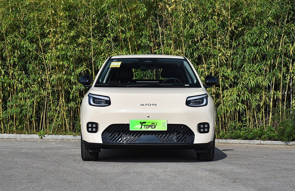 imgi_3_1_3(29) GAC AION UT Super 2026– Factory Price From China | Direct Factory Price Canada - Image 1