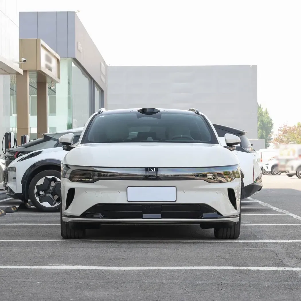 imgi_78_2025-Electric-Car-Zeekr-007-Gt-645L-Large-Space-Worry- Zeekr 007 New Energy Pure Electric Sedan EV Electric Vehicle– Ships Worldwide From China | China Export Car Canada - Image 1